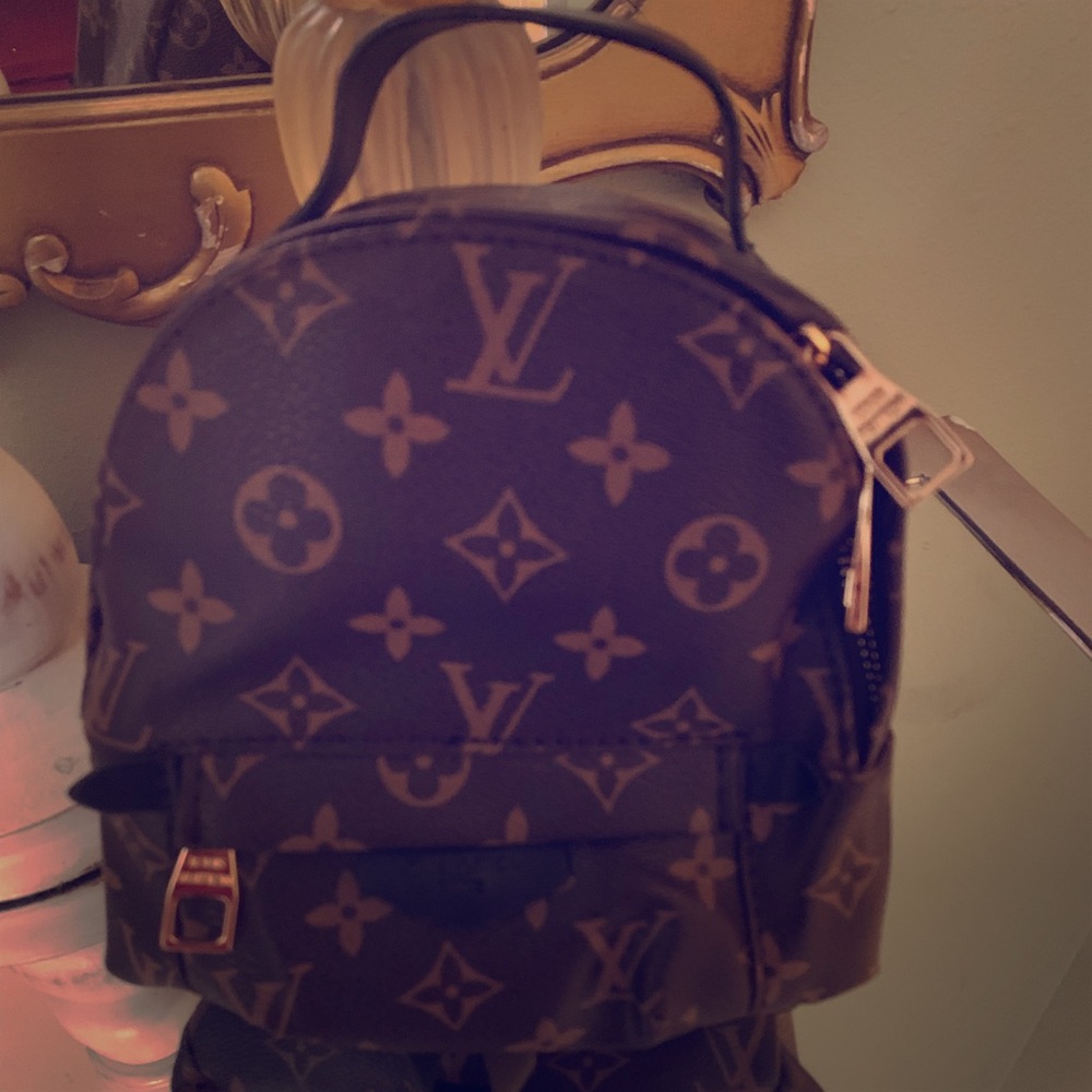 Cute fashion mini